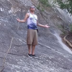 Meet your Posher, Clint